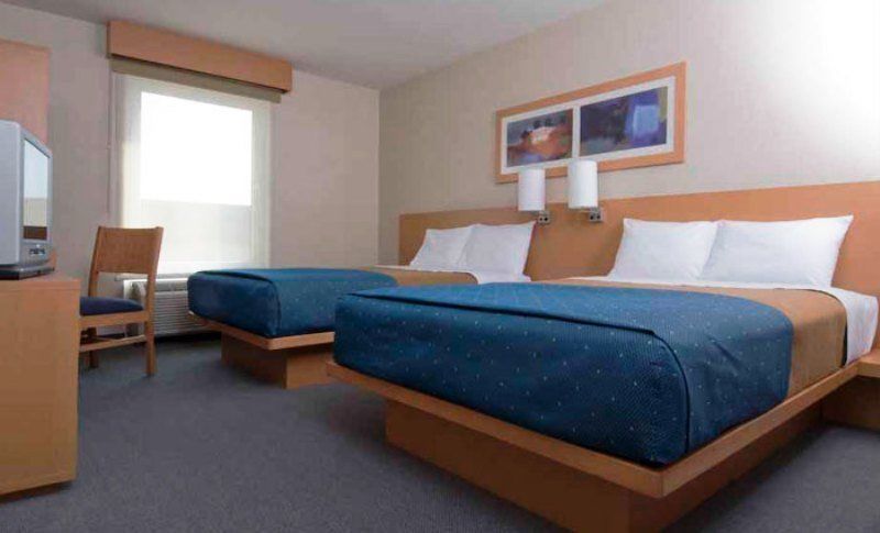 City Express By Marriott San Luis Potosi Zona Universitaria Bagian luar foto