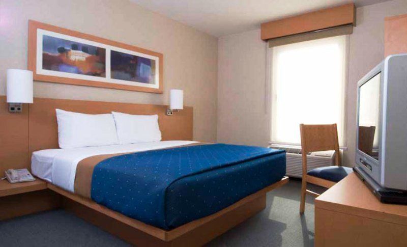 City Express By Marriott San Luis Potosi Zona Universitaria Bagian luar foto